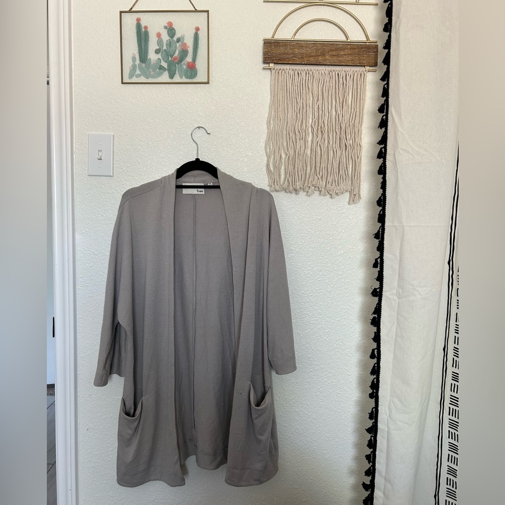Aritzia Wilfred Free Cocoon Cardigan